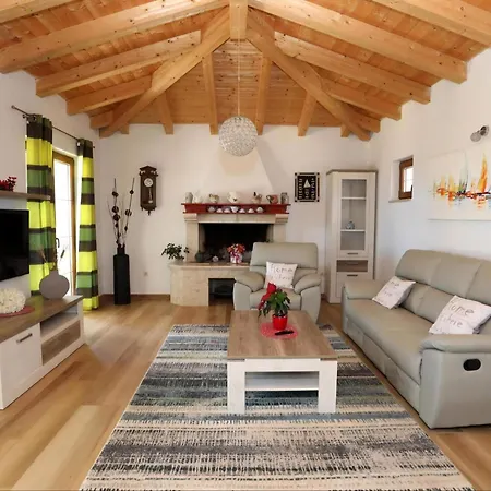 Wunderschoen Dekorierte Evelyn Apartment Medulin